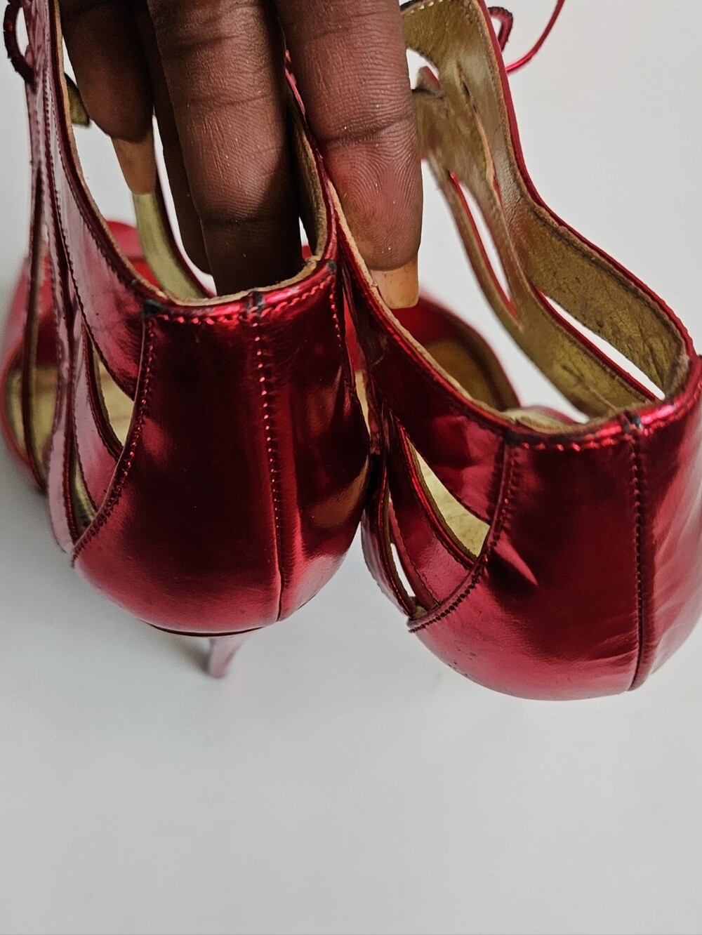 Tom Ford Vintage Red Shiny Metallic Strappy Lace-Up Peep-Toe Stilettos Size 41.5 - Picture 14 of 15